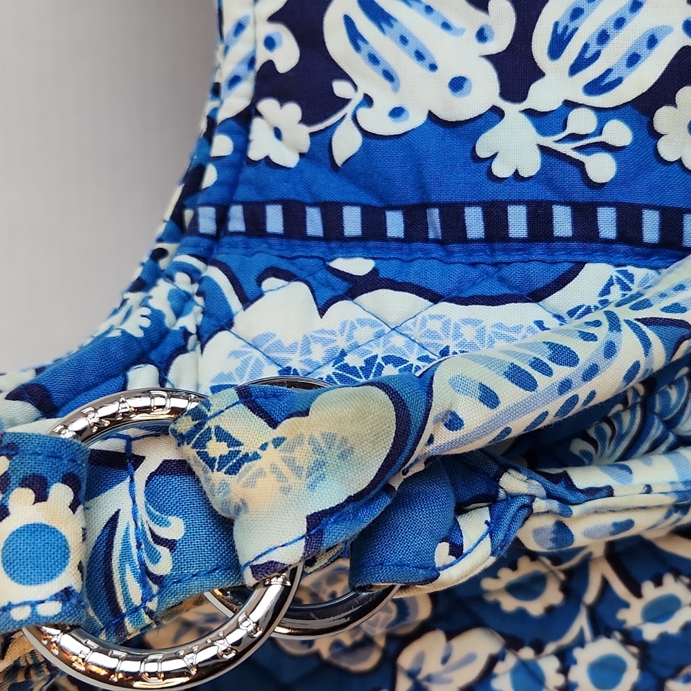Vera Bradley Shoulder Bag Blue White Floral - Picture 5 of 16